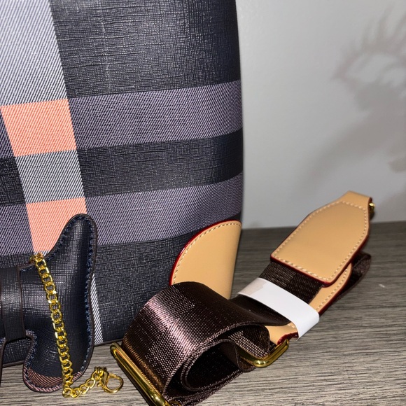 Plaid Designer Handbag with Elephant Charm - Picture 7 of 10